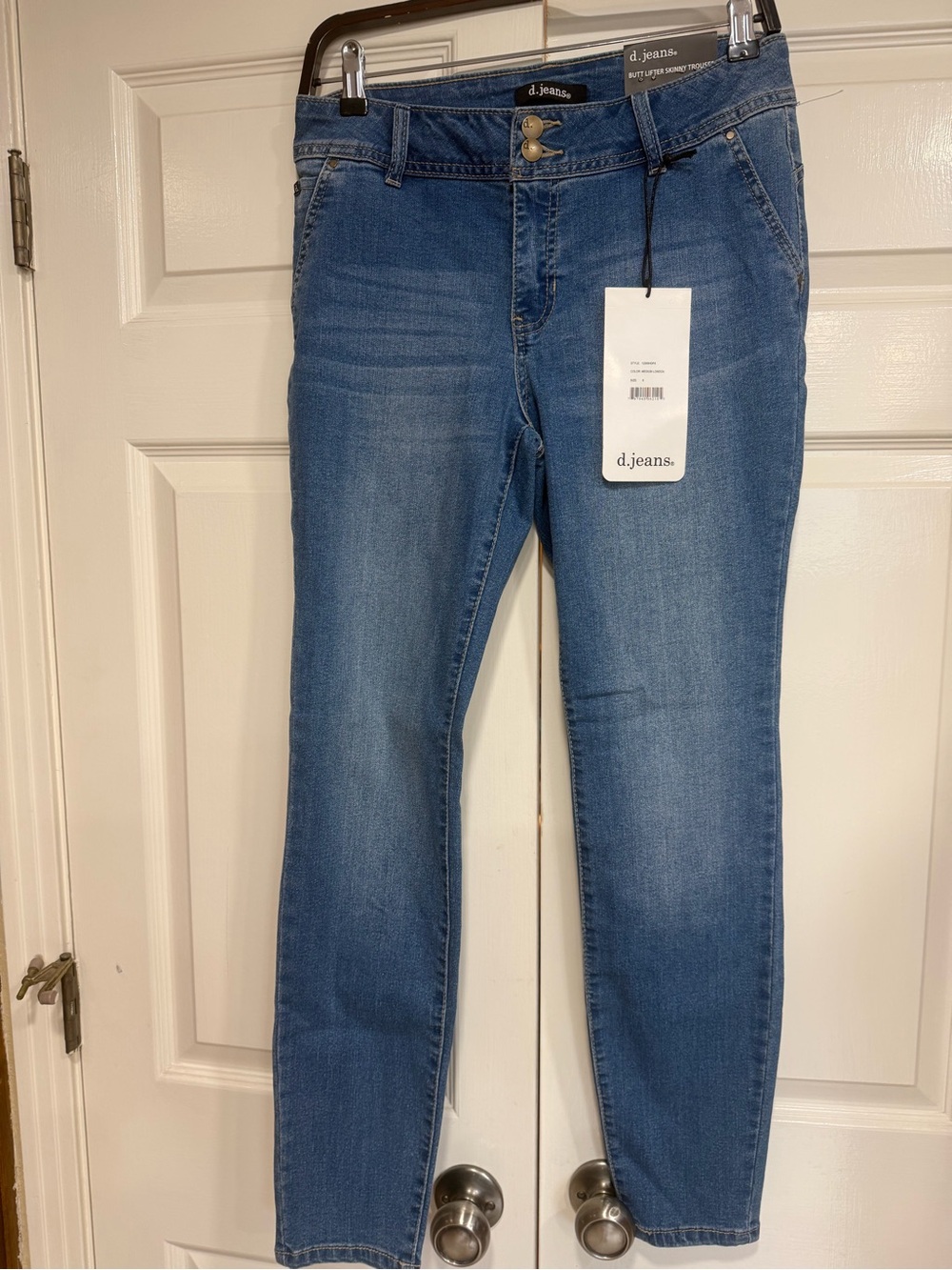D. jeans Butt Lifter Skinny Trousers High RiseMedium Wash Size 8 NWT